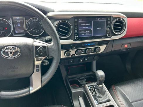 Certified 2022 Toyota Tacoma SR5 image 19