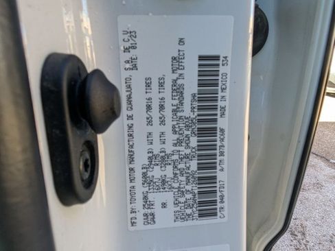 Used 2023 Toyota Tacoma TRD Off-Road image 21