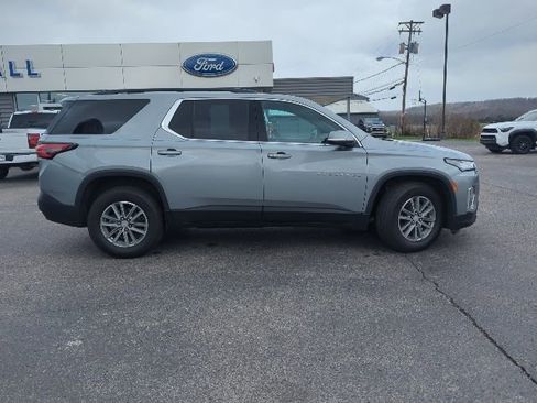Used 2023 Chevrolet Traverse LT FWD image 31