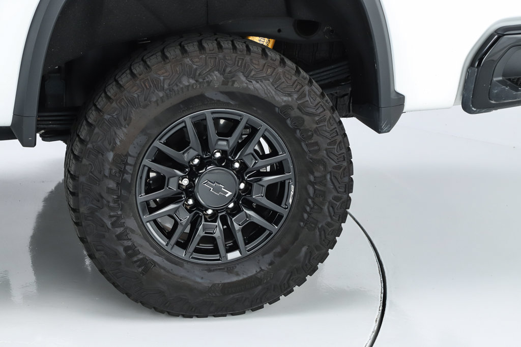 Used 2026 Chevrolet Silverado 2500 ZR2 AWD/4WD image 45
