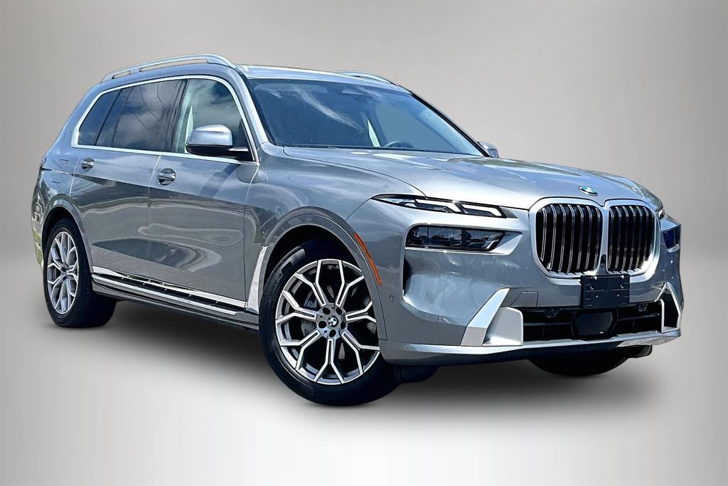 Used 2026 BMW X7 xDrive40i AWD/4WD image 1