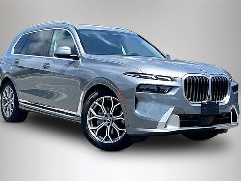 Used 2026 BMW X7 xDrive40i AWD/4WD image 1