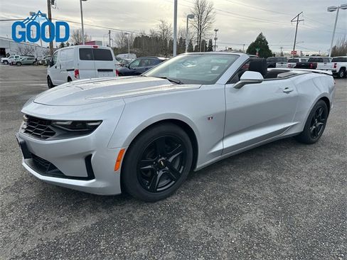 Used 2019 Chevrolet Camaro LT image 32