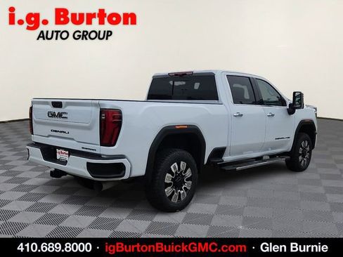 New 2026 GMC Sierra 3500 Denali w/ Denali Reserve Package AWD/4WD image 4