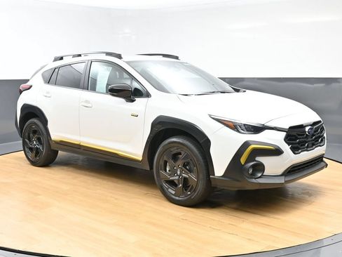 Used 2026 Subaru Crosstrek 2.5i Sport AWD/4WD image 2