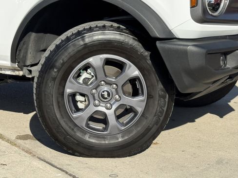 Certified 2024 Ford Bronco Big Bend image 3