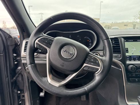 Used 2018 Jeep Grand Cherokee Limited w/ Trailer Tow Group IV image 20