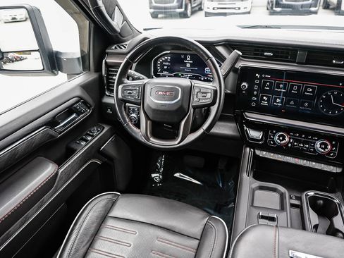 Used 2024 GMC Sierra 2500 AT4X w/ AT4X AEV Edition image 14