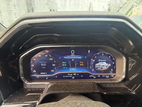 Used 2024 Chevrolet Silverado 1500 RST w/ Convenience Package II image 9