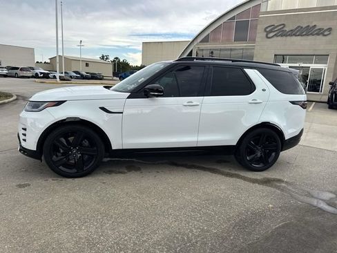 Used 2023 Land Rover Discovery S R-Dynamic AWD/4WD image 8