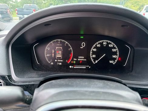 Used 2025 Honda Civic Sport image 4