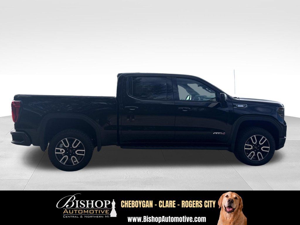 Used 2025 GMC Sierra 1500 AT4 w/ AT4 Premium Package AWD/4WD image 13