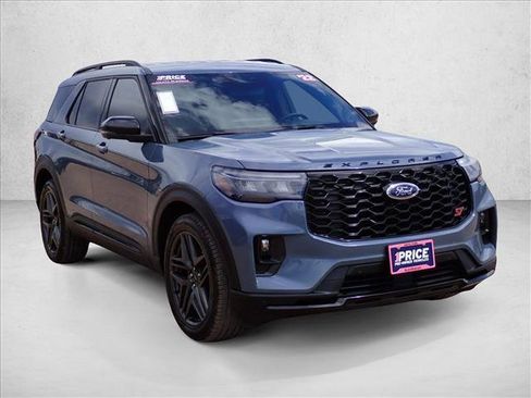 Used 2025 Ford Explorer ST AWD/4WD image 6