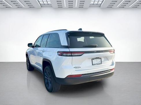 New 2026 Jeep Grand Cherokee Limited AWD/4WD image 5