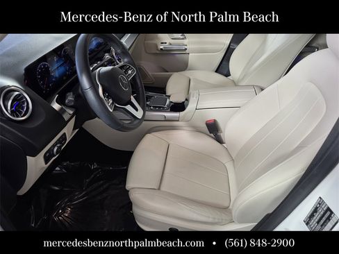 Certified 2022 Mercedes-Benz GLB 250 image 9