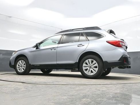 Used 2018 Subaru Outback 2.5i Premium image 33