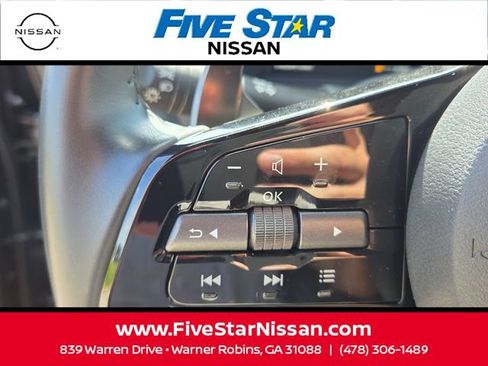 Used 2024 Nissan Z Performance w/ Floor Mat Package RWD image 24