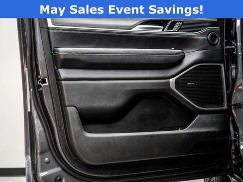 Used 2024 Jeep Wagoneer L Series II w/ Flexible Seating Group AWD/4WD image 31