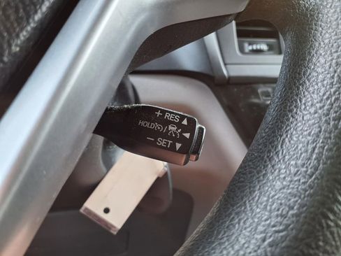 Used 2020 Toyota Sienna LE image 21