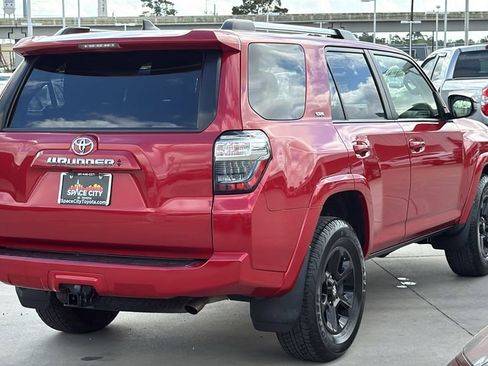 Certified 2024 Toyota 4Runner SR5 image 5