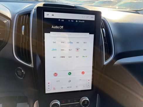 Used 2024 Ford Edge SEL w/ Convenience Package image 21