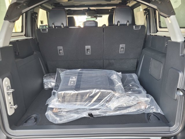 New 2026 Ford Bronco Raptor w/ Interior Carbon Fiber Pack AWD/4WD image 26