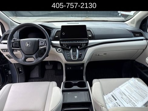 Used 2025 Honda Odyssey EX-L image 23