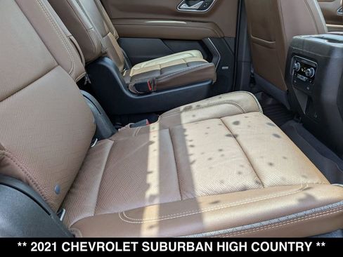 Used 2021 Chevrolet Suburban High Country AWD/4WD image 26