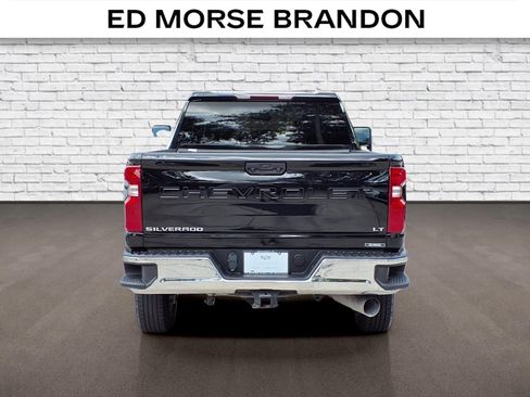 Used 2025 Chevrolet Silverado 2500 LT w/ Convenience Package AWD/4WD image 4