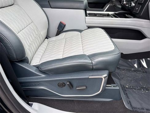 Used 2023 Ford F250 Limited w/ FX4 Off-Road Package image 14