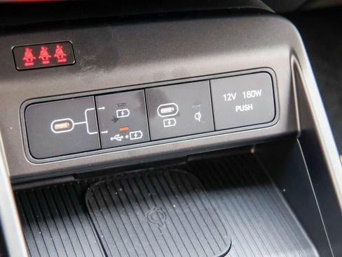 New 2026 Hyundai Kona SEL Premium FWD image 18
