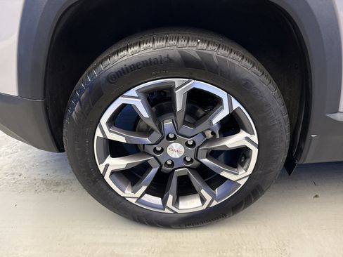Used 2025 GMC Terrain Elevation w/ Elevation Premium Package AWD/4WD image 8
