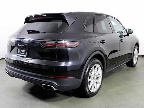 Used 2020 Porsche Cayenne image 7