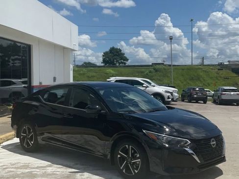 Used 2024 Nissan Sentra SV w/ All-Weather Package image 3