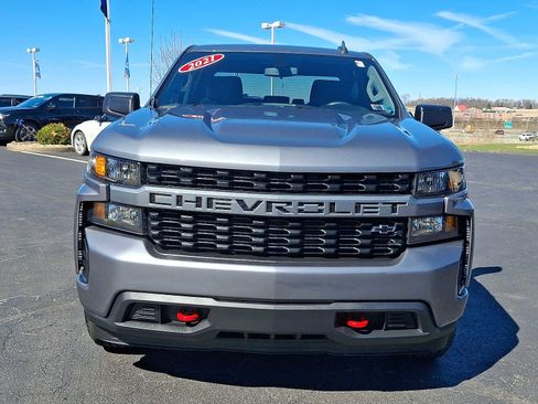 Used 2021 Chevrolet Silverado 1500 Custom w/ LPO, Dark Essentials Package image 2