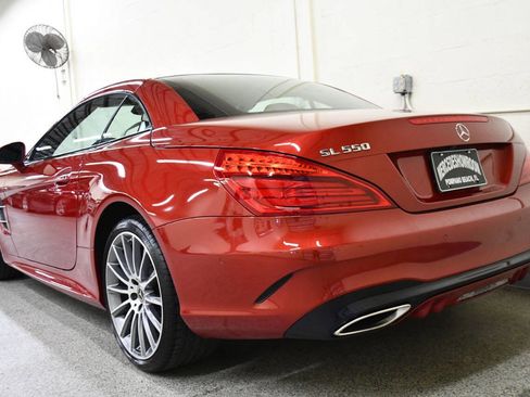 Used 2019 Mercedes-Benz SL 550 image 29