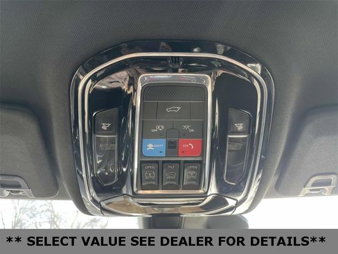 Used 2021 Jeep Grand Cherokee L Overland w/ Luxury Tech Group IV image 34