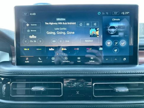 Used 2021 Lincoln Nautilus Reserve image 13