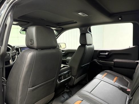 Used 2022 GMC Sierra 1500 AT4 w/ AT4 Premium Package AWD/4WD image 16
