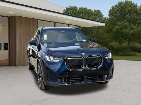 New 2026 BMW X3 xDrive30i w/ M Sport Package AWD/4WD image 4