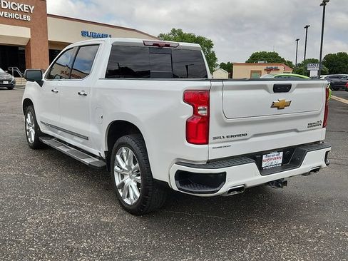 Used 2023 Chevrolet Silverado 1500 High Country w/ Technology Package AWD/4WD image 3
