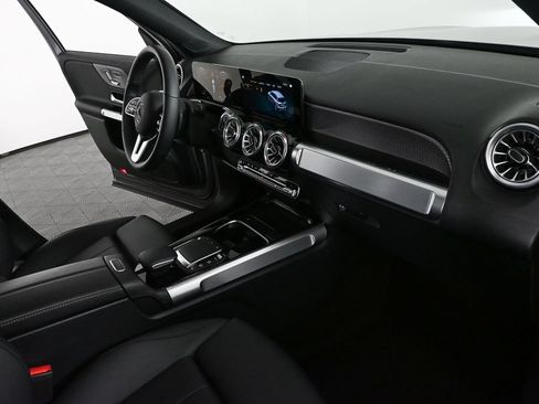 Certified 2023 Mercedes-Benz GLB 250 image 23