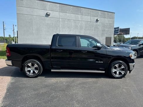 Used 2023 RAM 1500 Laramie AWD/4WD image 15