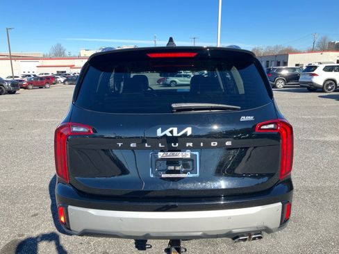 Used 2023 Kia Telluride S image 17