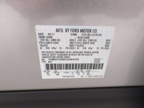 Certified 2017 Ford Explorer XLT w/ Equipment Group 202A FWD image 39