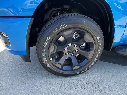 New 2026 RAM 1500 Express AWD/4WD image 10