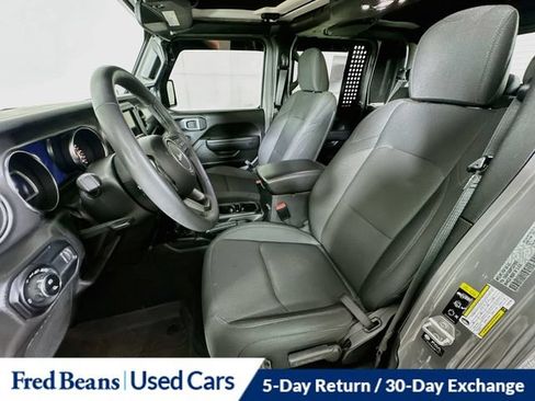 Used 2023 Jeep Gladiator Sport AWD/4WD image 27