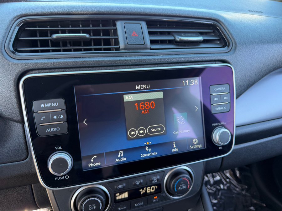 Used 2025 Nissan Leaf S FWD image 22