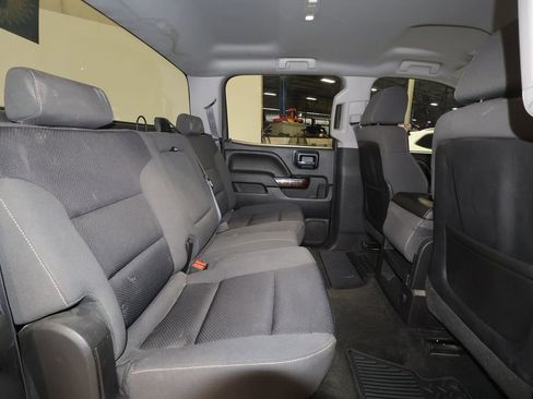 Used 2014 GMC Sierra 1500 SLE w/ Suspension Package, Off-Road image 15