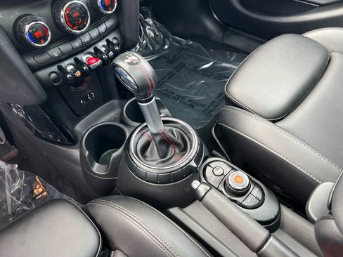Used 2016 MINI Cooper S image 18